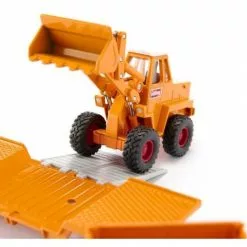 Siku 4117 Mercedes-Benz 710 Met Kramer